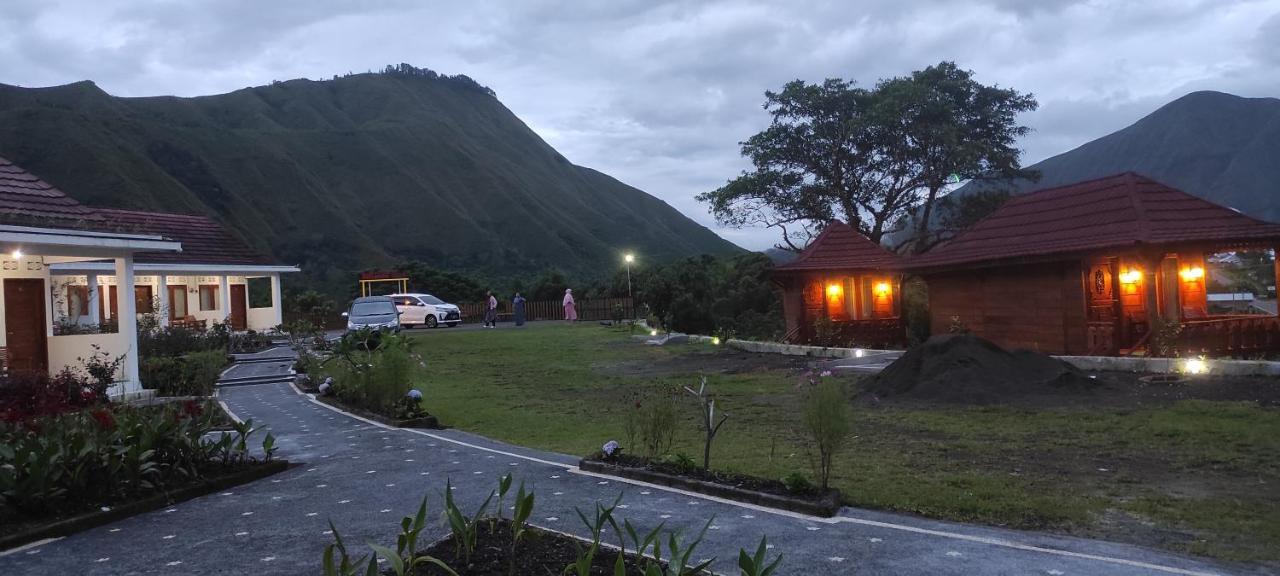 Rinjani Hill Hotel Sembalunlawang Kültér fotó
